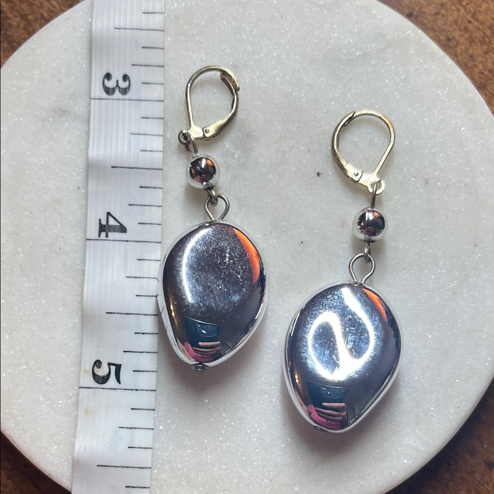 Elegant Silver Drop Earrings - Picture 2 of 2